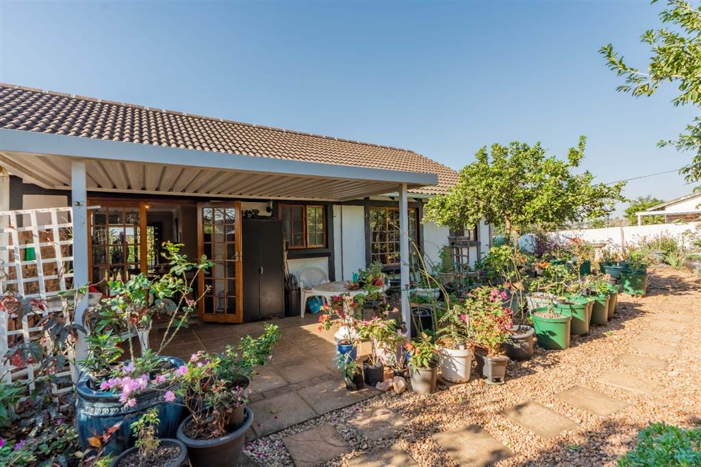 3 Bedroom Townhouse 3 Bedroom Townhouse