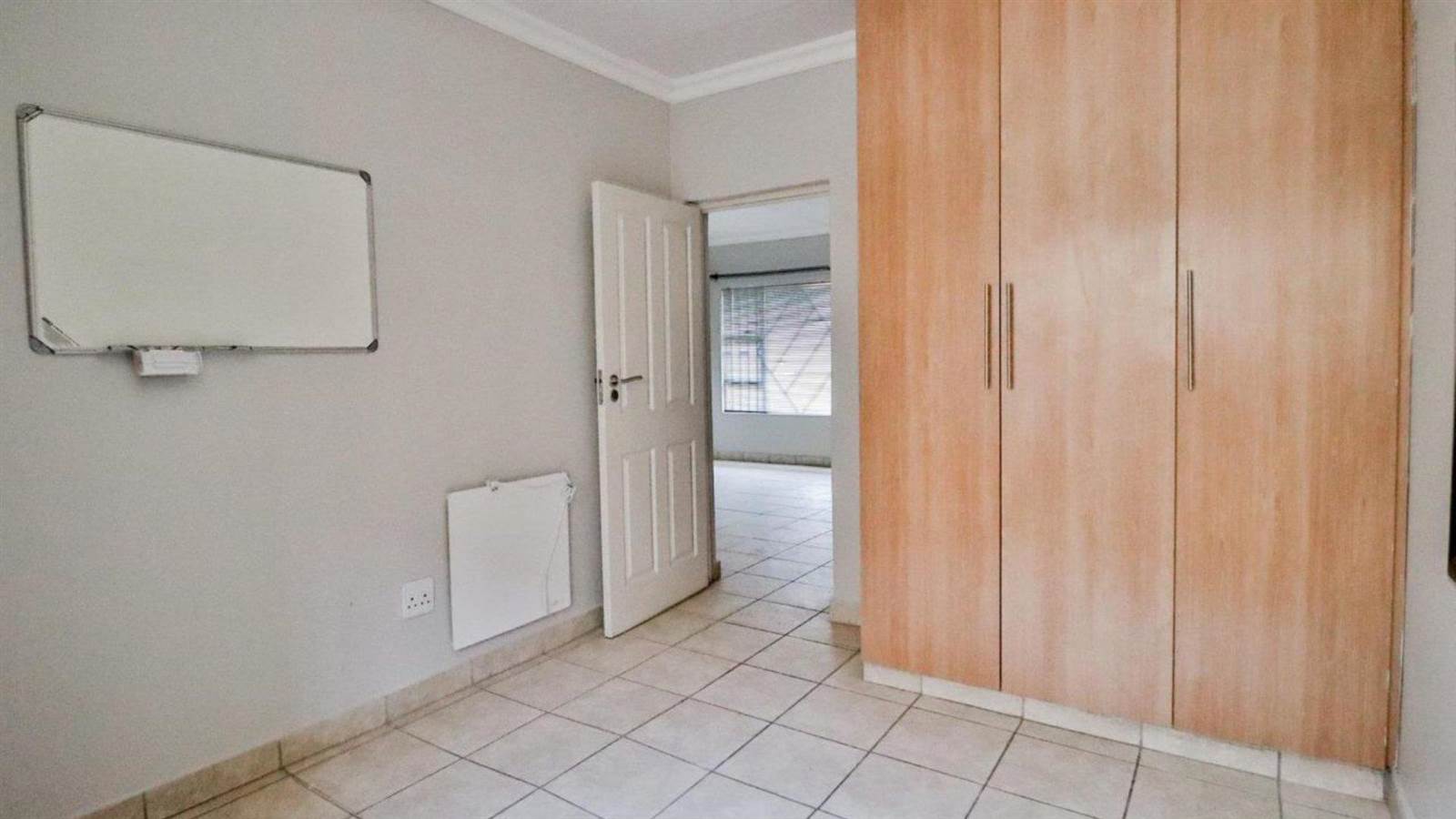 2 Bed Apartment in Potchefstroom Central photo number 15