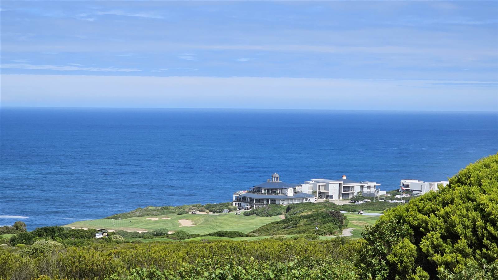 450 m² Land available in Pinnacle Point Golf Estate photo number 3