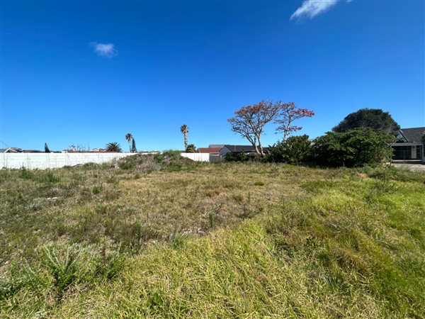 576 m² Land