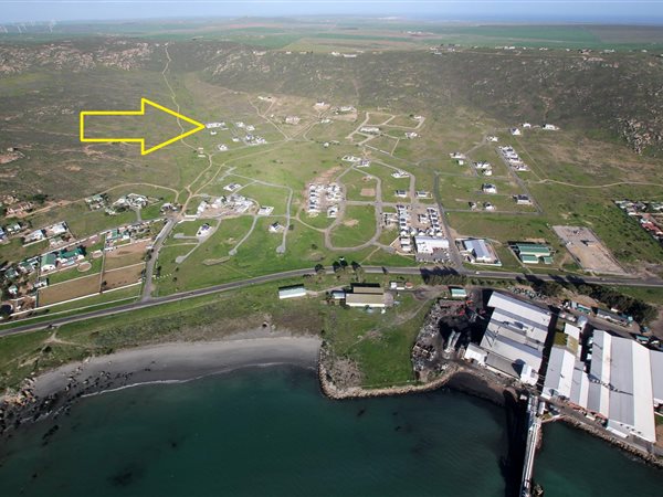 658 m² Land available in St Helena Bay