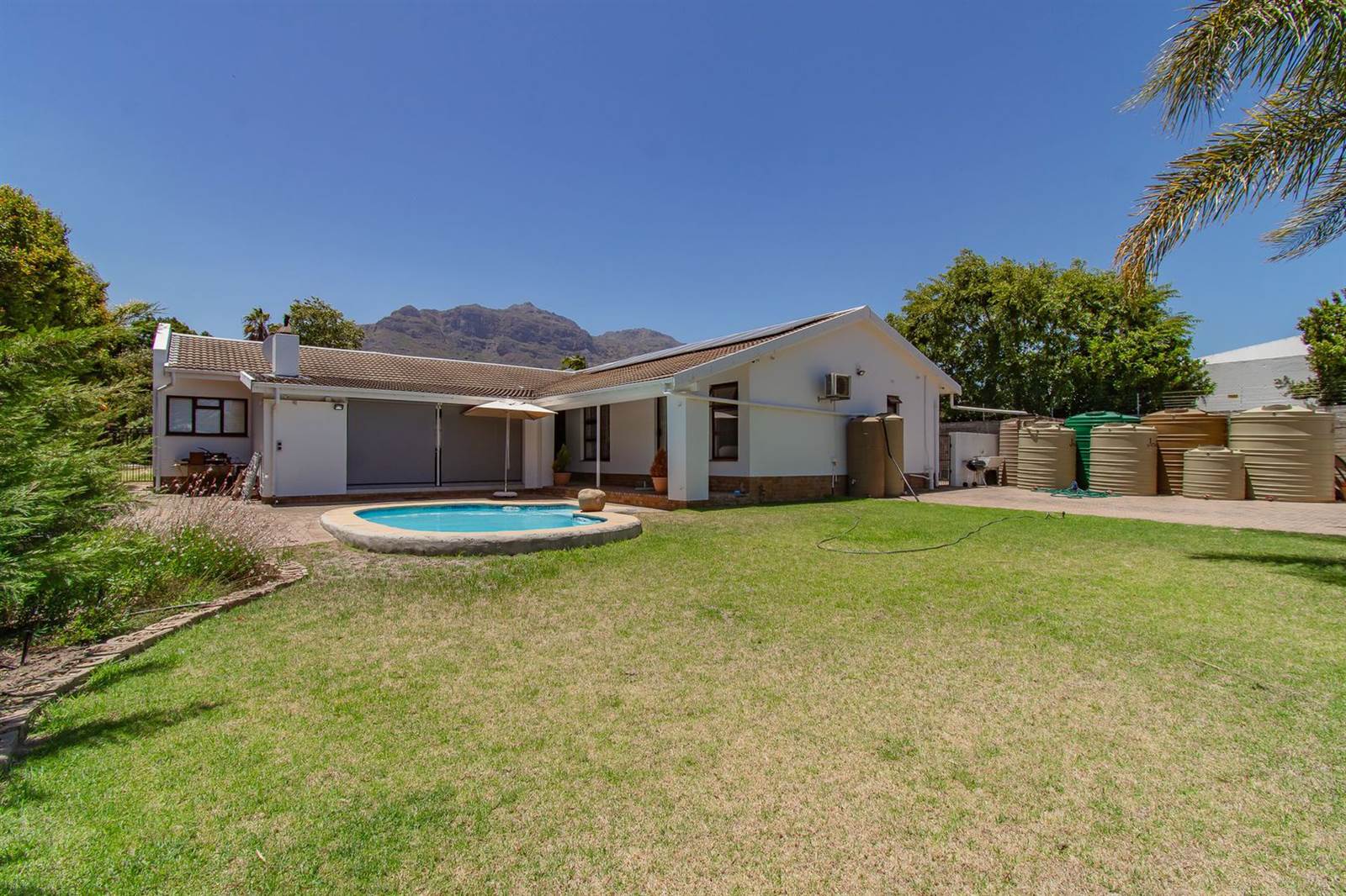 3 Bed House in Paradyskloof photo number 28