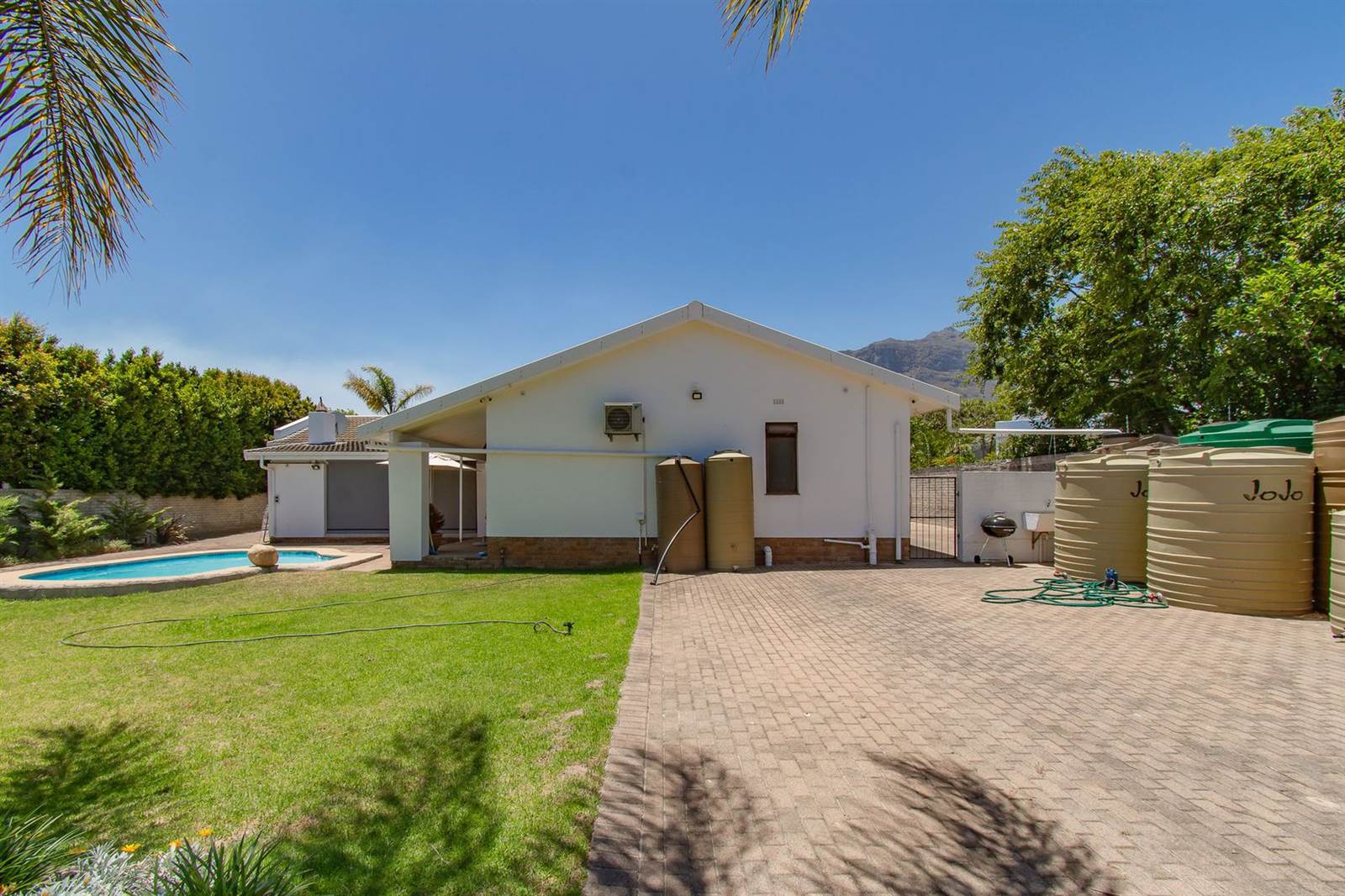 3 Bed House in Paradyskloof photo number 26