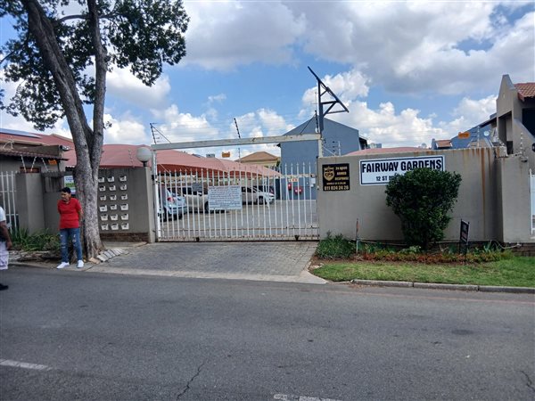 2 Bedroom Townhouse 2 Bedroom Townhouse