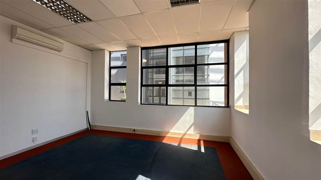 162  m² Commercial space in Highveld photo number 11