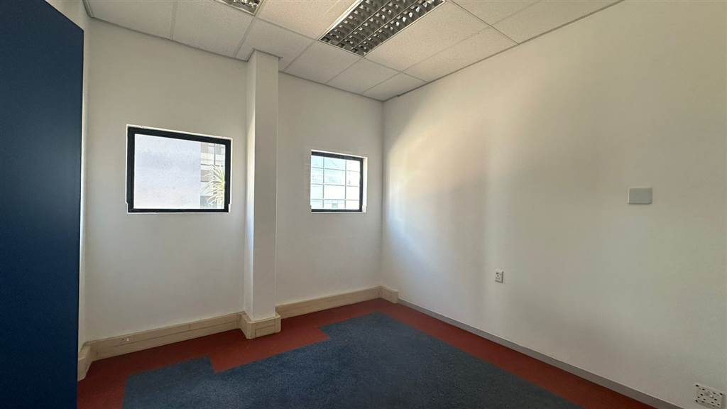 162  m² Commercial space in Highveld photo number 8