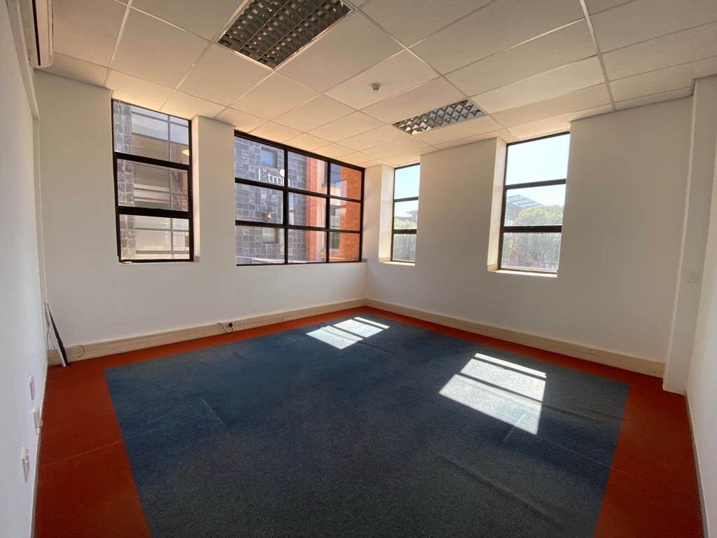 162  m² Commercial space in Highveld photo number 4