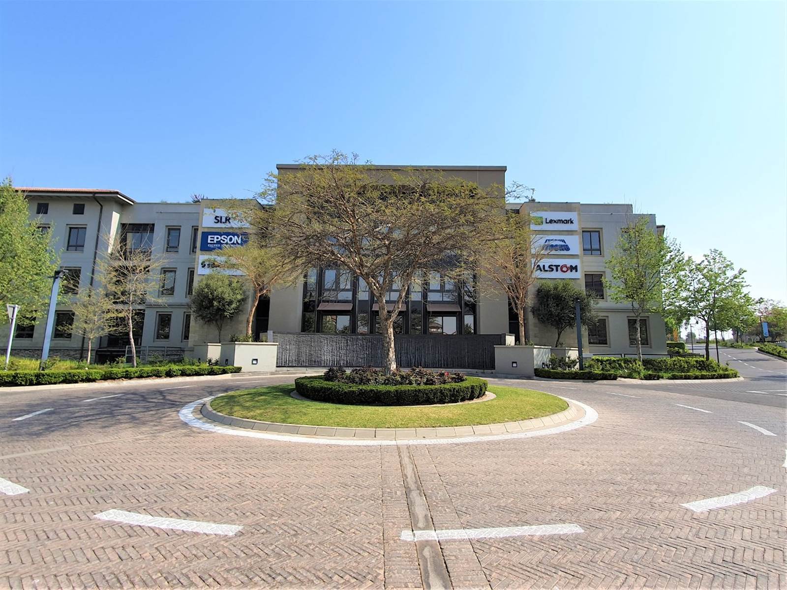 406  m² Office Space in Fourways photo number 4