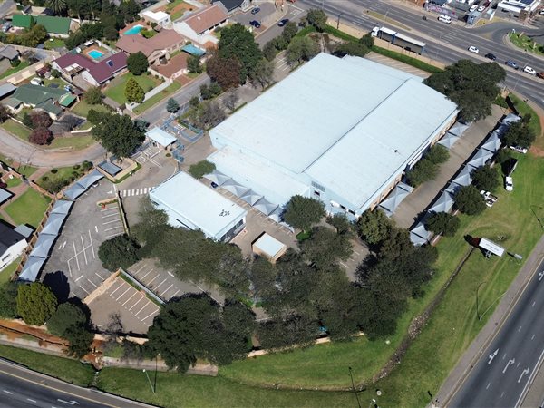 5 770 m² Industrial space 5 770 m² Industrial space
