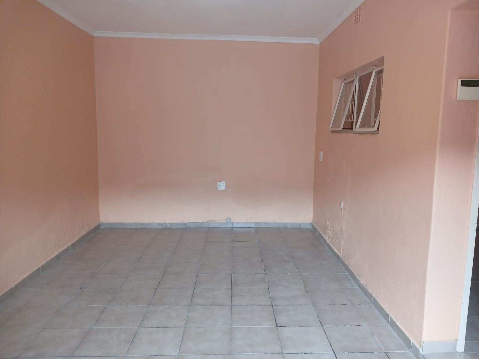 26.1  m² Commercial space in Bo Dorp photo number 5
