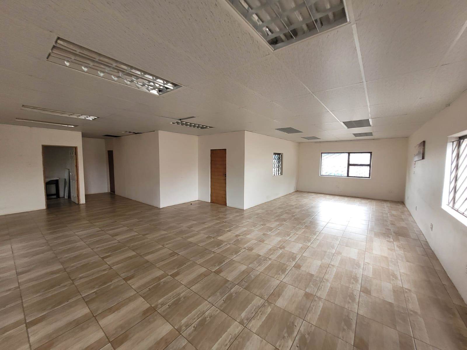 250  m² Commercial space in Kempton Park Central photo number 20