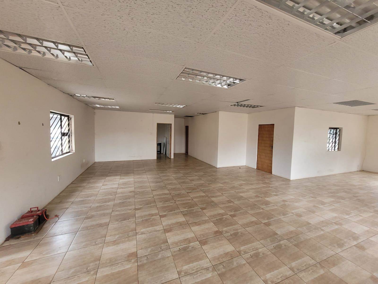 250  m² Commercial space in Kempton Park Central photo number 18