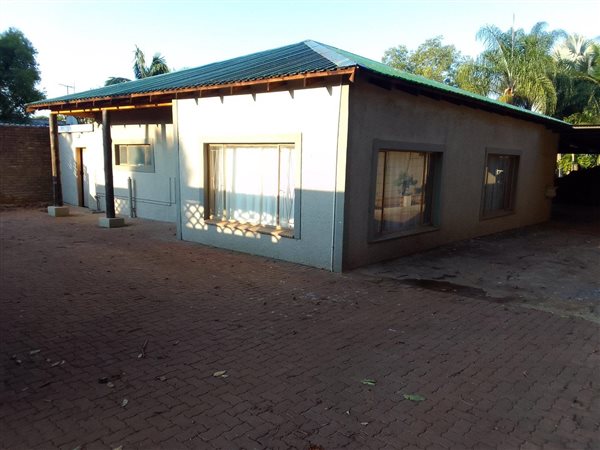 2 Bed House in Pretoria North