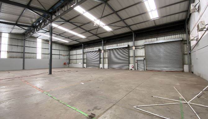 2400  m² Commercial space in Isando photo number 11
