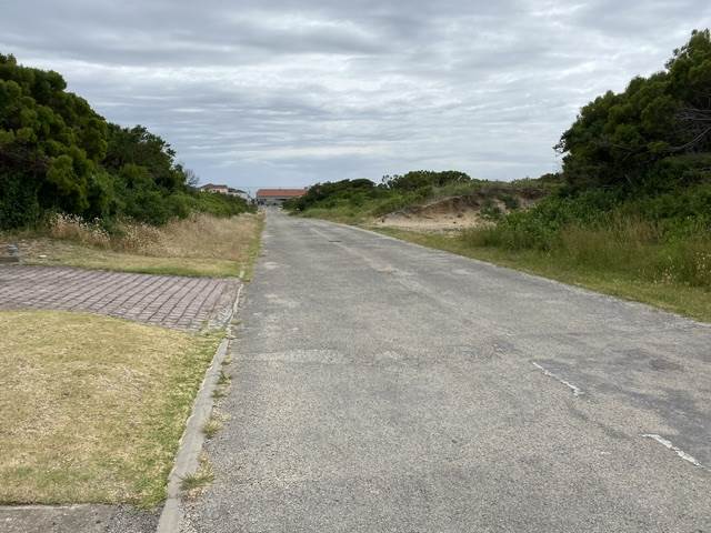 757 m² Land available in St Francis Bay photo number 7