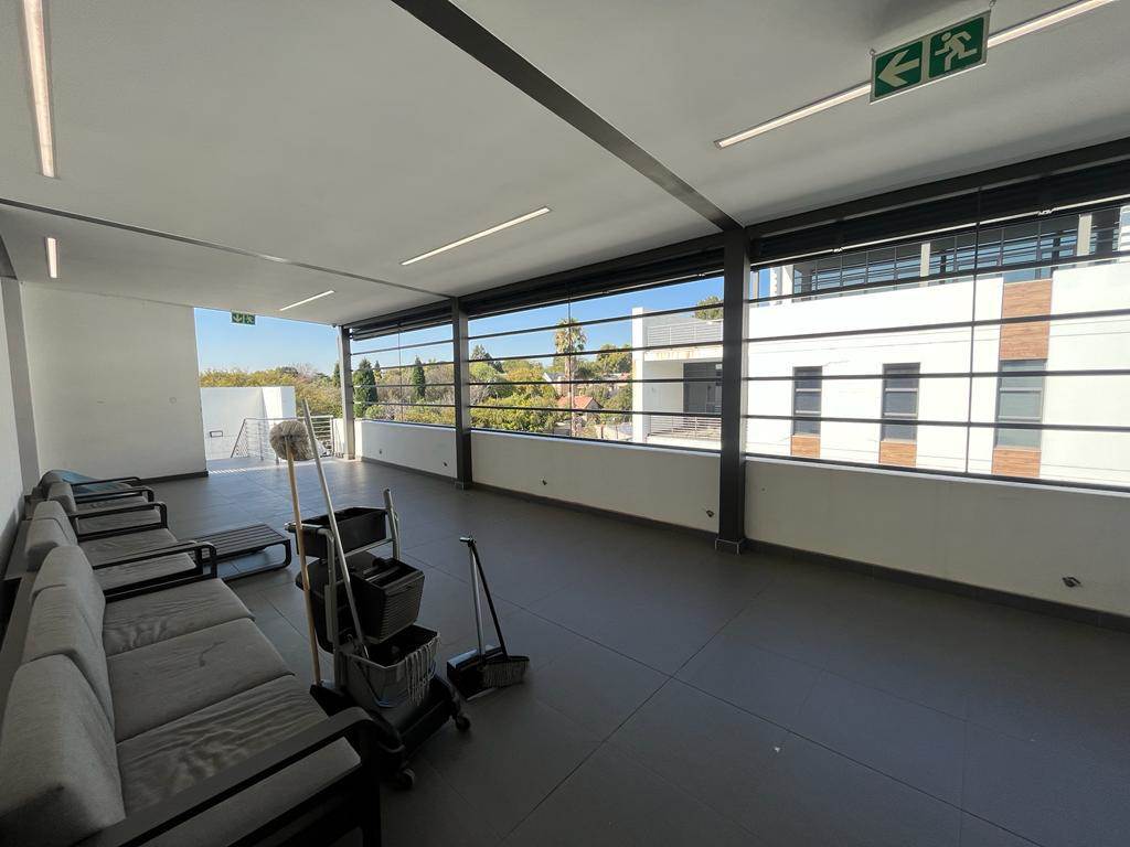 2501  m² Commercial space in Bryanston photo number 26