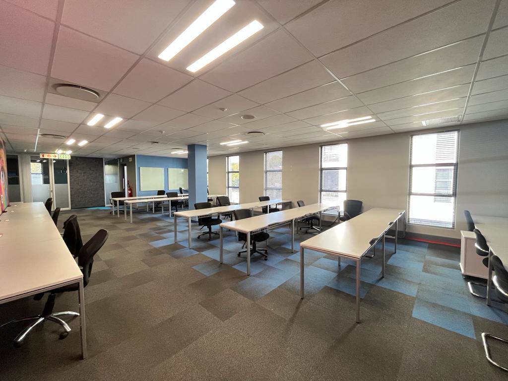 2501  m² Commercial space in Bryanston photo number 18