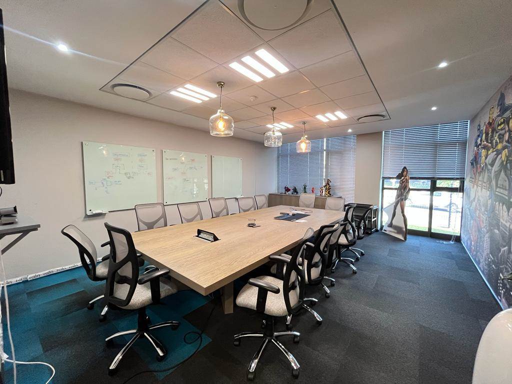 2501  m² Commercial space in Bryanston photo number 9