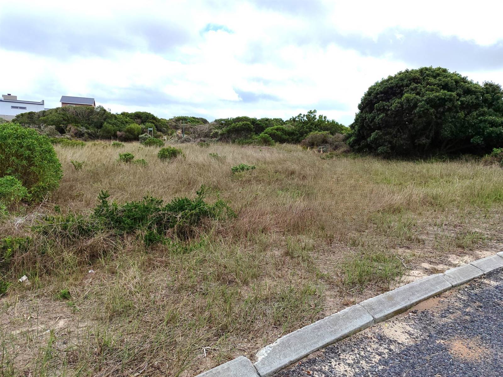 604 m² Land available in Kleinbaai photo number 4