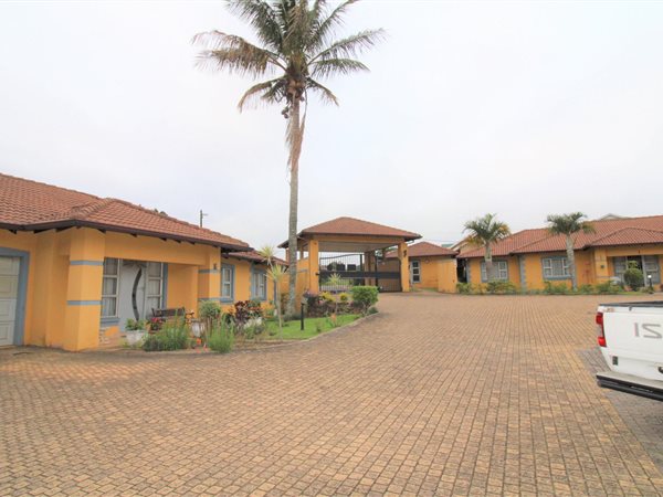 3 Bed Simplex in Mount Edgecombe Country Club Estate 2