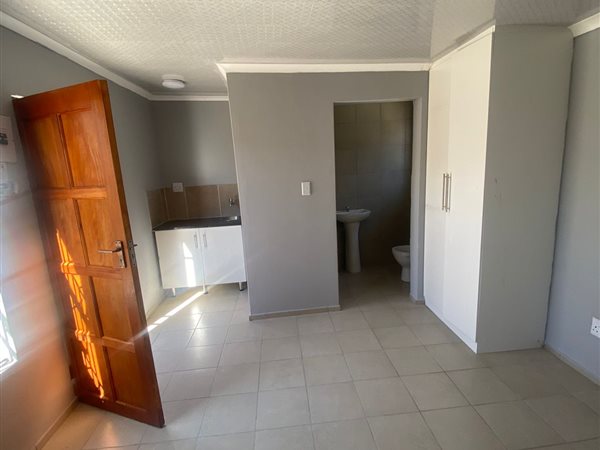 1 Bed Apartment