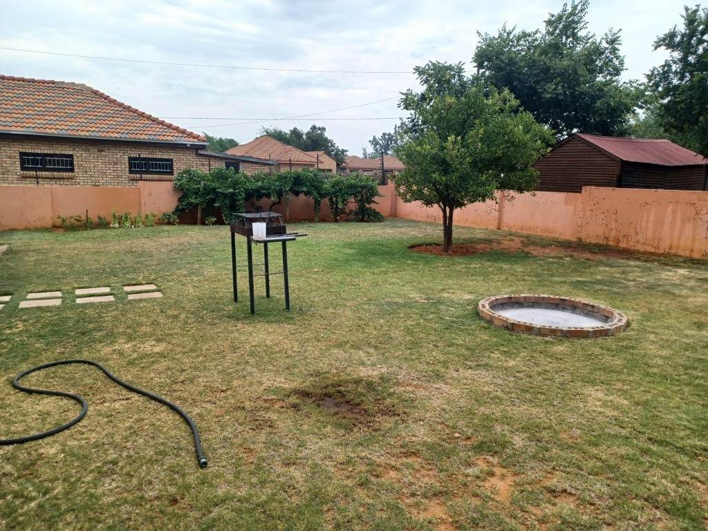 3 Bed House in Jan Kempdorp photo number 30