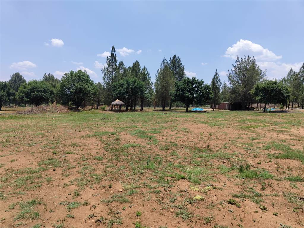 3.3 ha Land available in Roshnee photo number 6