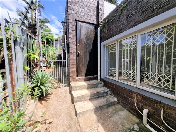 2 Bed Garden Cottage