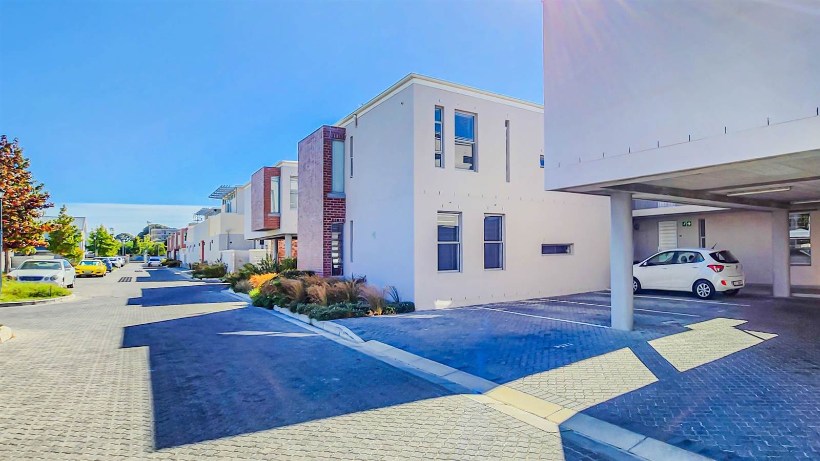 2 Bed Apartment in Paarl photo number 19