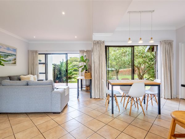 3 Bedroom Townhouse 3 Bedroom Townhouse