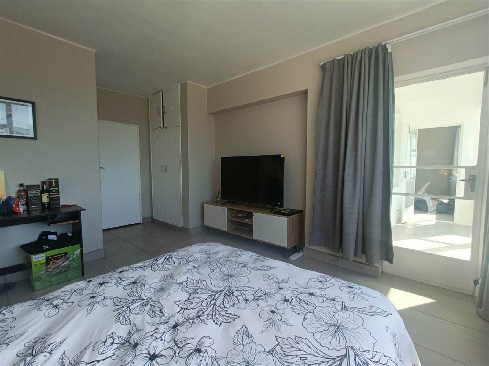 3 Bed Apartment in Port Elizabeth Central photo number 16