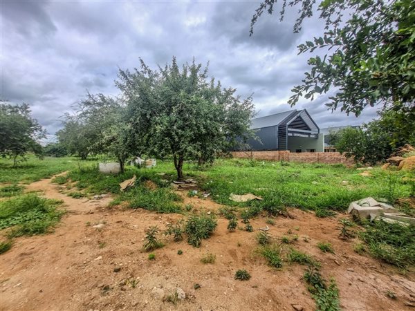 2 500 m² Land 2 500 m² Land