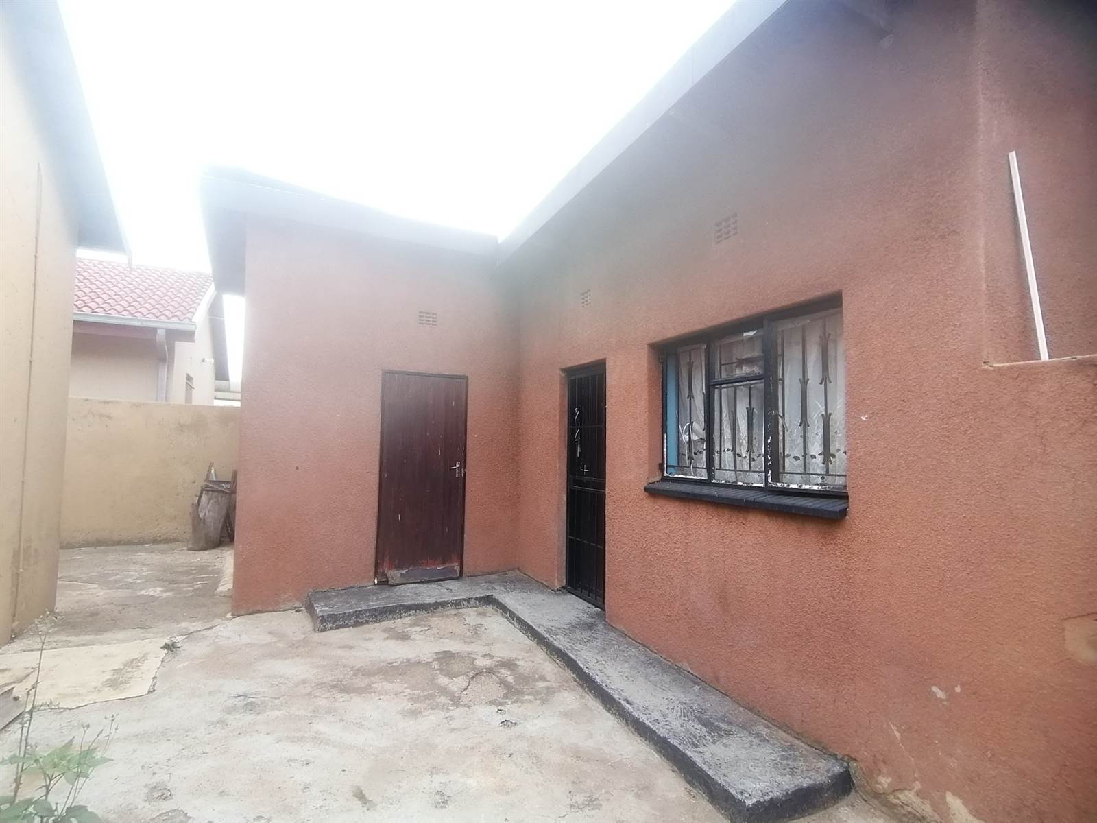 3 Bed House in Moroka photo number 15