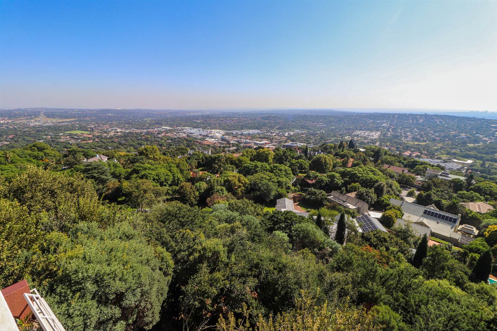 2 Bed Apartment in Northcliff photo number 20