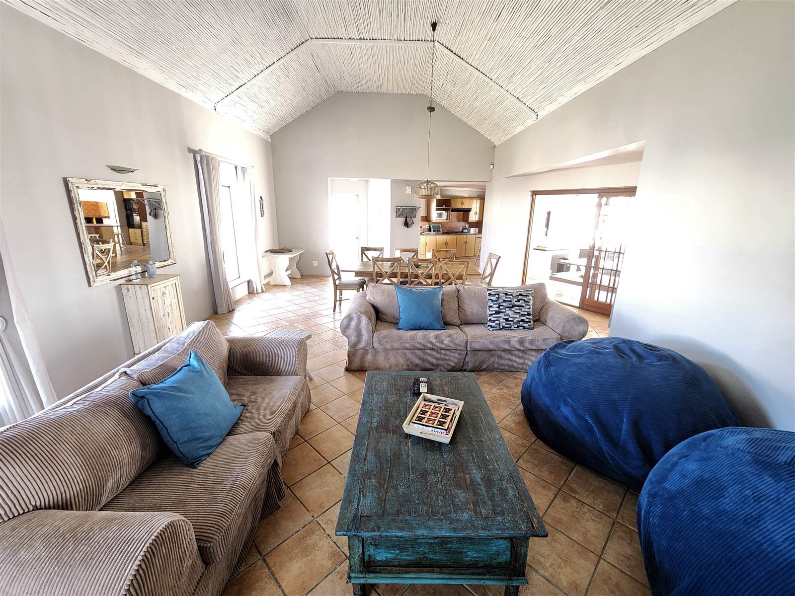 4 Bed House in Struisbaai photo number 8