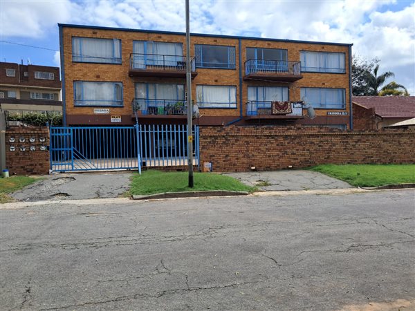 2 Bedroom Flat 2 Bedroom Flat