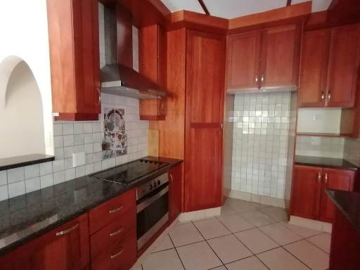 4 Bed House in Umtentweni photo number 9