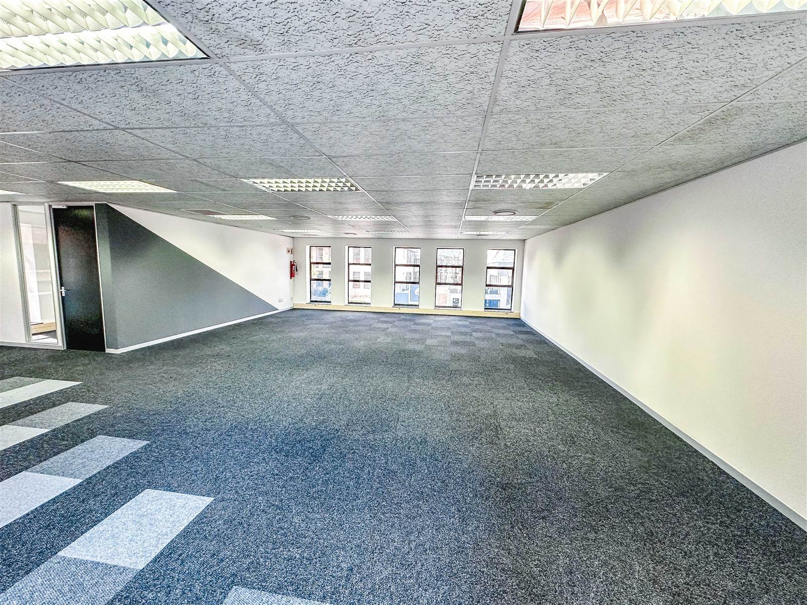 277  m² Commercial space in Hurlingham photo number 10