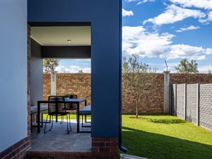 4 Bed House in Roodekop