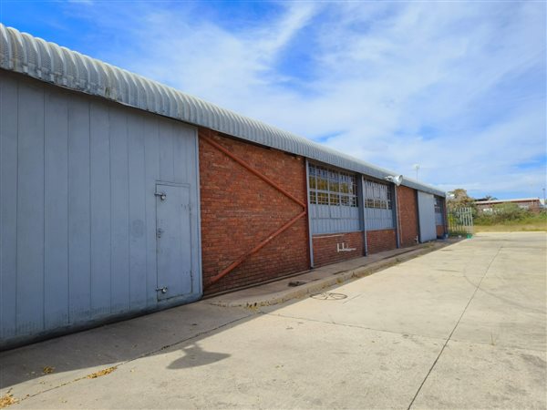 1 150 m² Commercial space 1 150 m² Commercial space