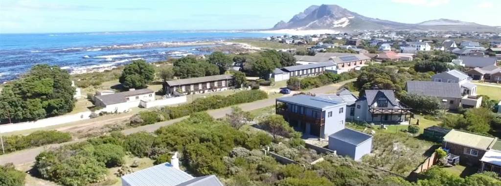 844 m² Land available in Bettys Bay photo number 2