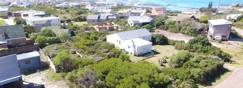 844 m² Land available in Bettys Bay photo number 3