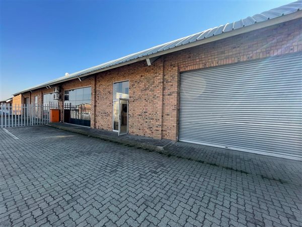 430  m² Commercial space