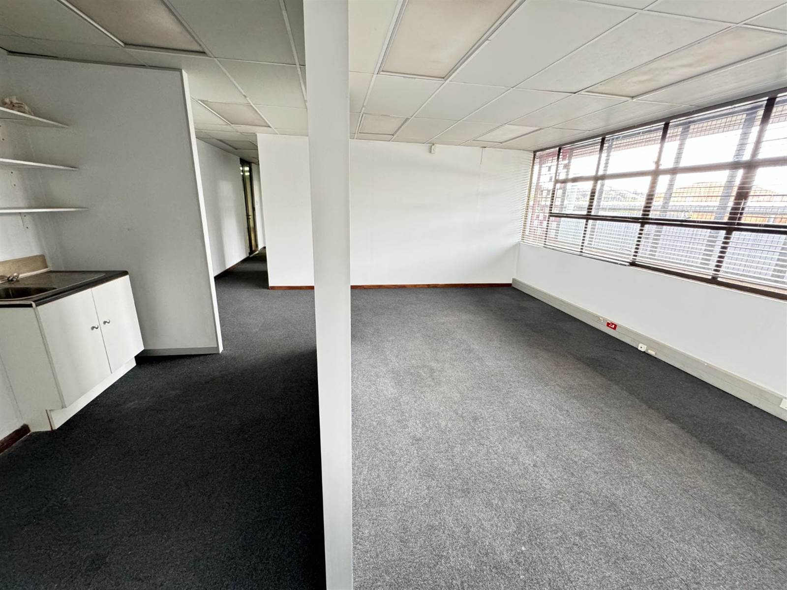 84  m² Office Space in Erasmusrand photo number 9