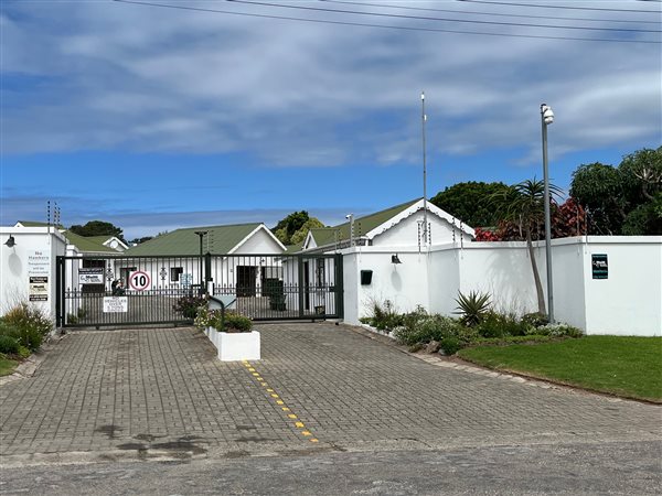 2 Bedroom Townhouse 2 Bedroom Townhouse