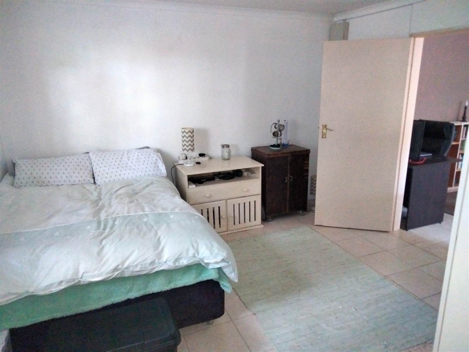 1 Bed Apartment in Brakpan North photo number 9