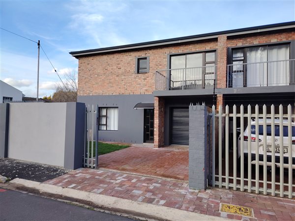 3 Bed Townhouse