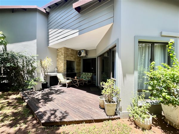 2 Bedroom Townhouse 2 Bedroom Townhouse
