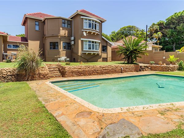 4 Bedroom House 4 Bedroom House
