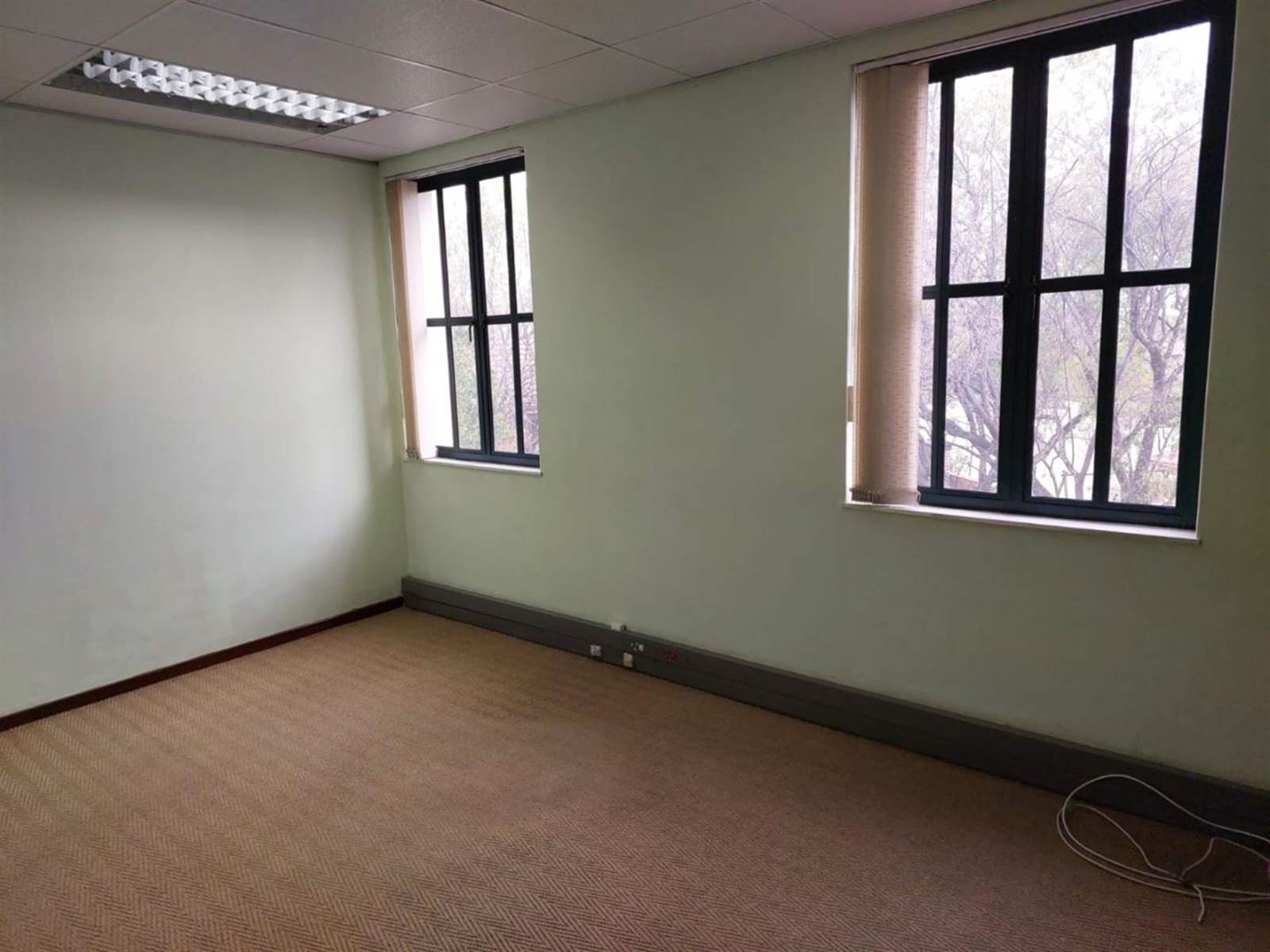 128  m² Commercial space in Bryanston photo number 7